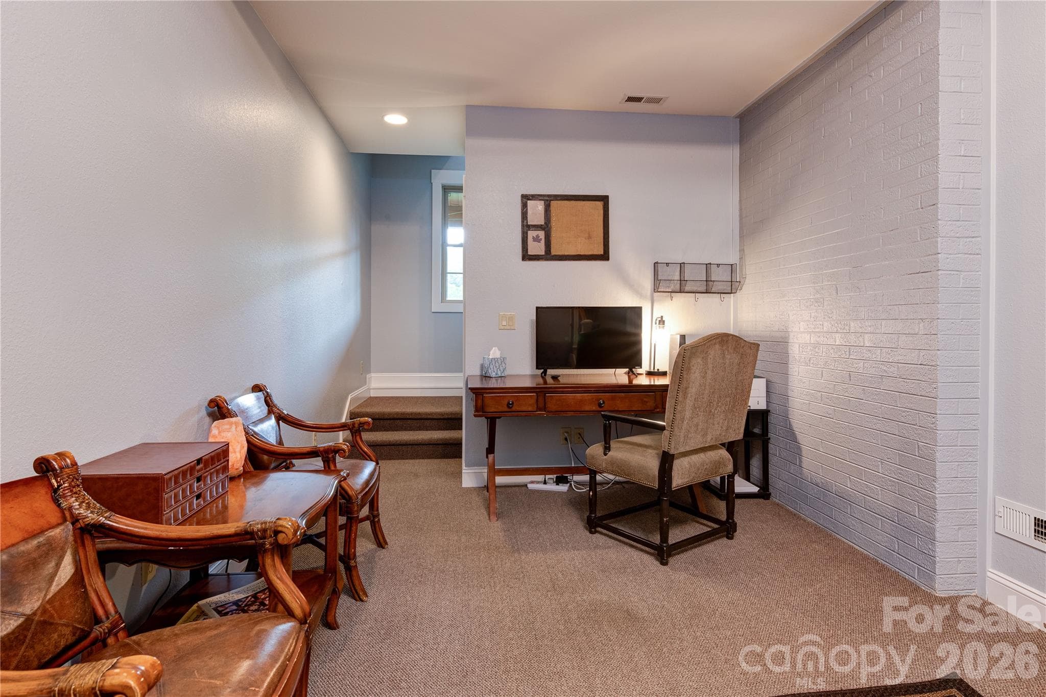Office/Bonus Room - Burnsville