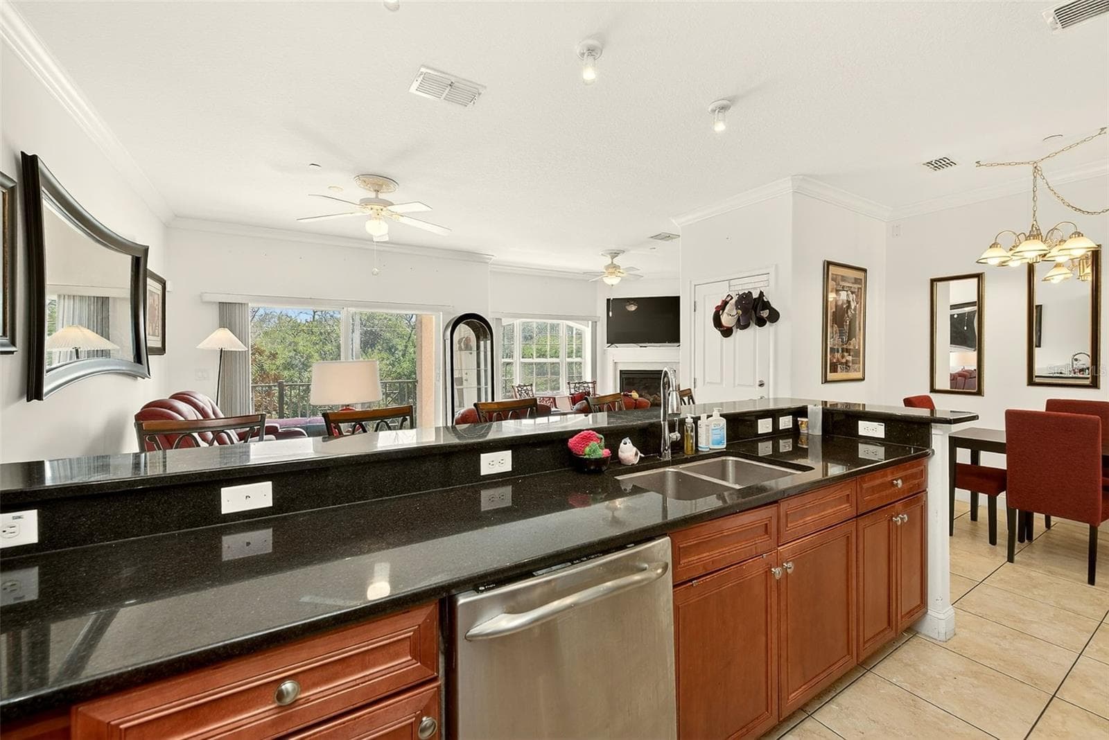 KITCHEN - 6518 SAND SHORE LN, NEW PORT RICHEY