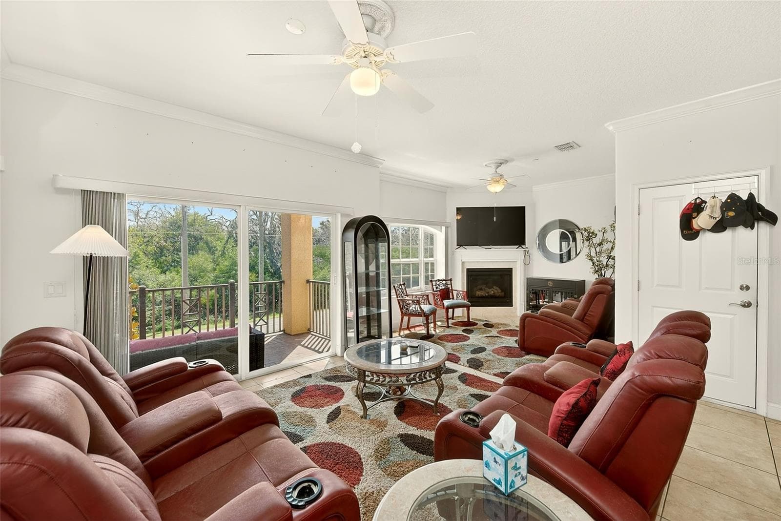 LIVING ROOM - 6518 SAND SHORE LN, NEW PORT RICHEY