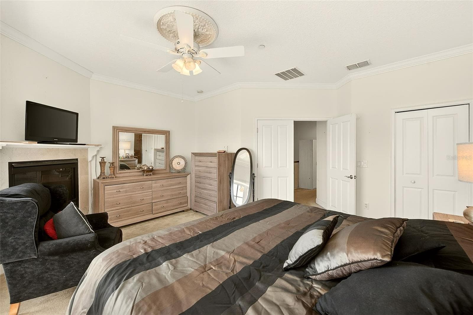 MASTER SUITE - 6518 SAND SHORE LN, NEW PORT RICHEY