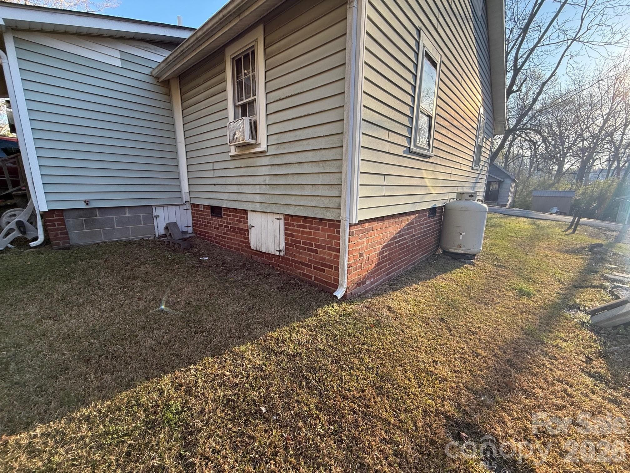 Single Family Residence at 624 Blue Street, Troy, photo 7 of 14