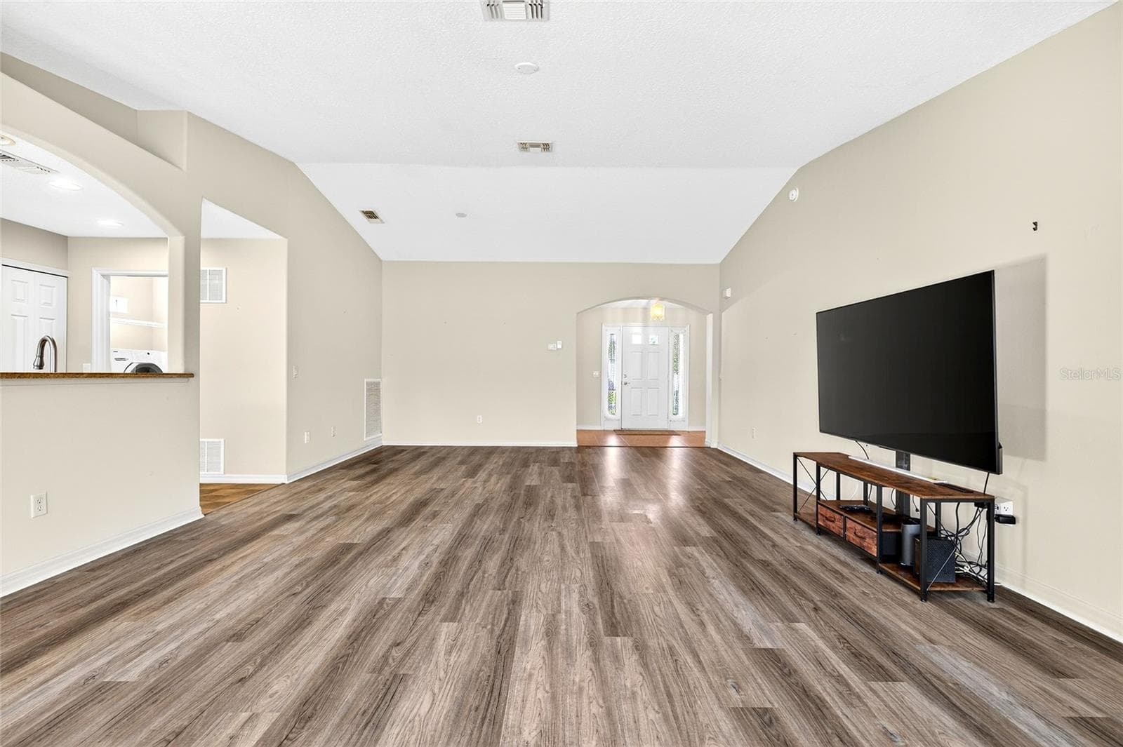 Single Family Residence at 1706 SW 156TH LN, OCALA, photo 7 of 44