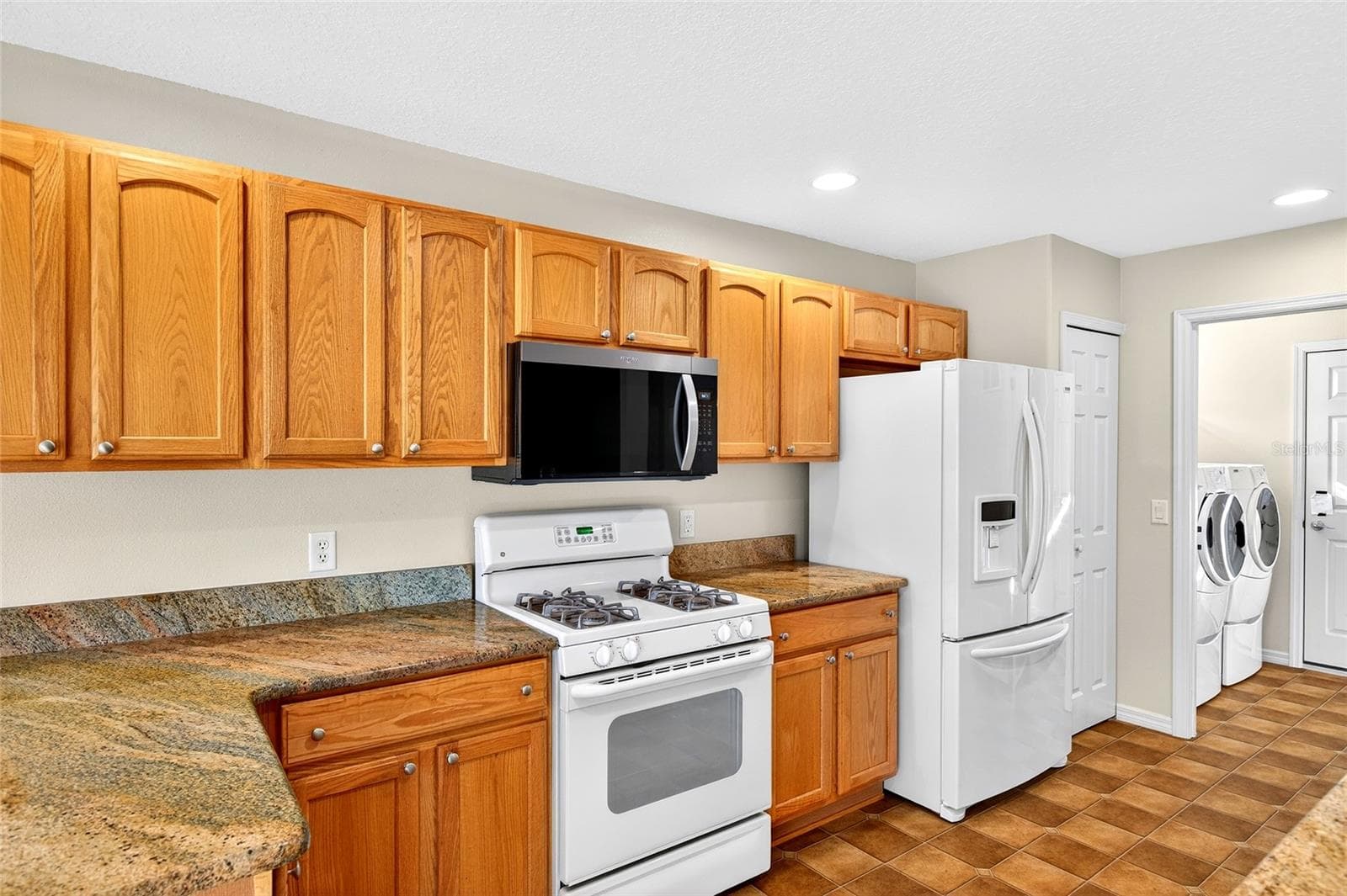 Single Family Residence at 1706 SW 156TH LN, OCALA, photo 12 of 44