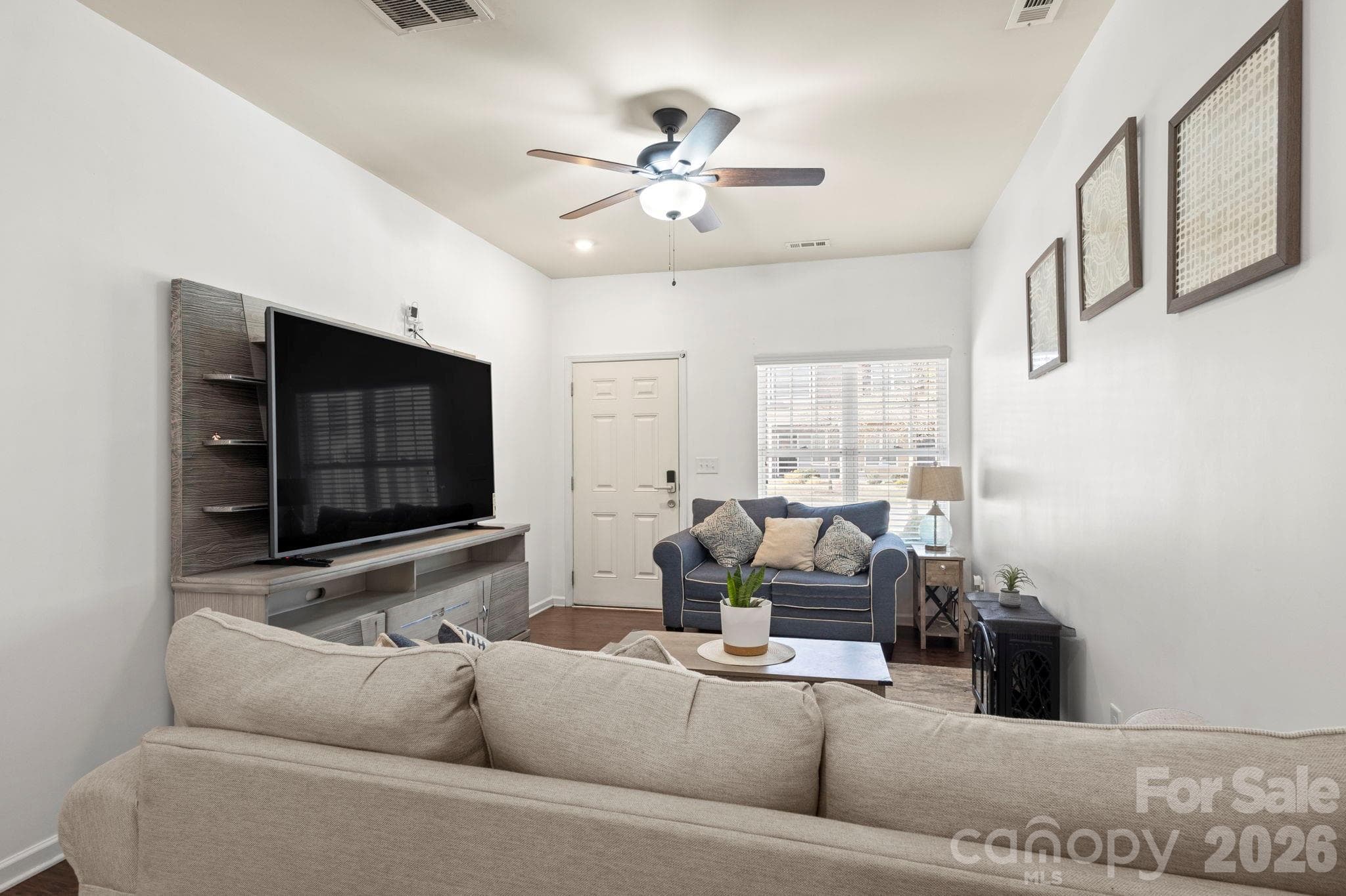 Townhouse at 12221 Whiteside Drive, Charlotte, photo 3 of 17