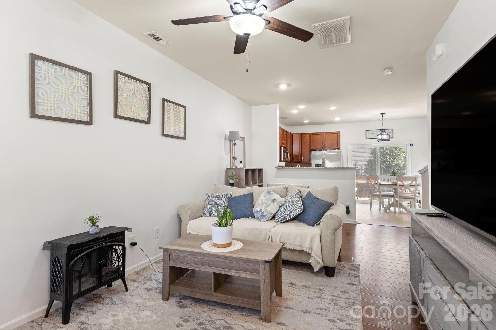 Townhouse at 12221 Whiteside Drive, Charlotte, photo 5 of 17