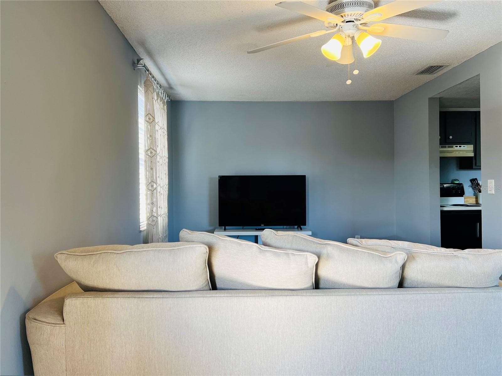 Condominium at 5026 WATER OAK DR #208, BRADENTON, photo 4 of 25