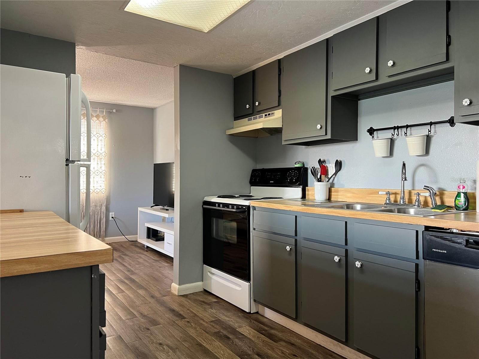 Condominium at 5026 WATER OAK DR #208, BRADENTON, photo 14 of 25