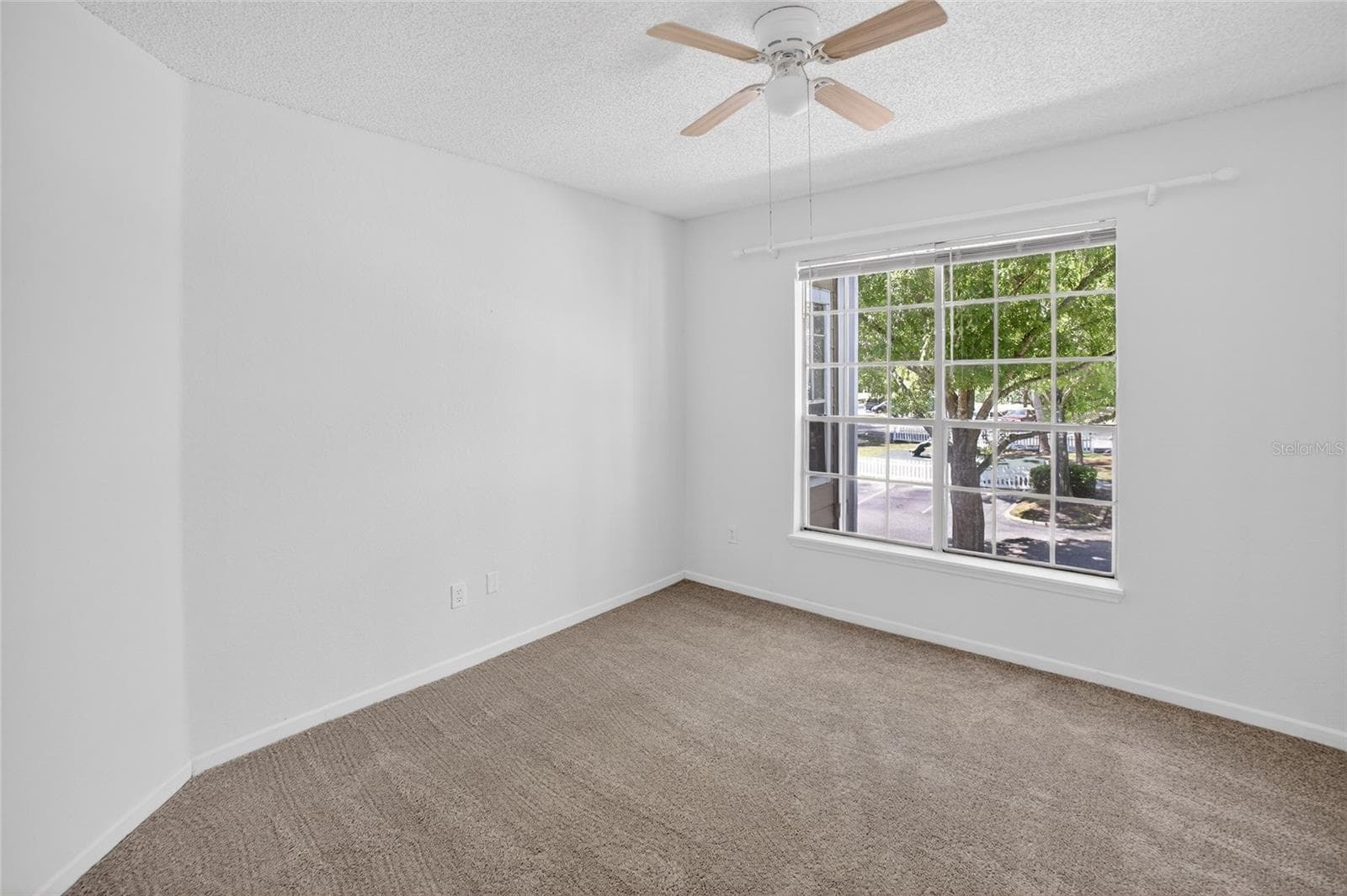 Condominium at 13003 PLANTATION PARK CIR #1323, ORLANDO, photo 13 of 38