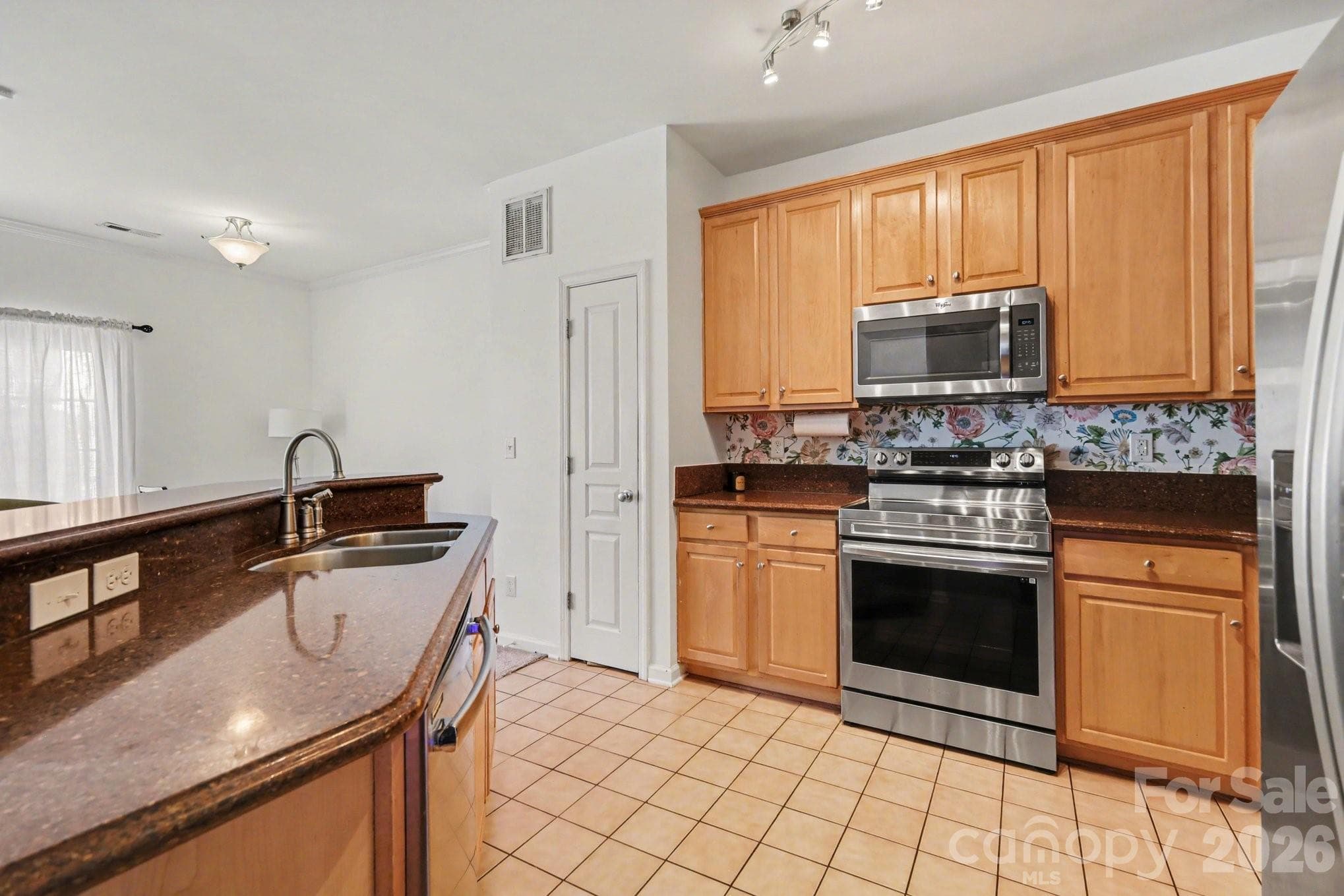 Kitchen - 8411 Chaceview Court, Charlotte