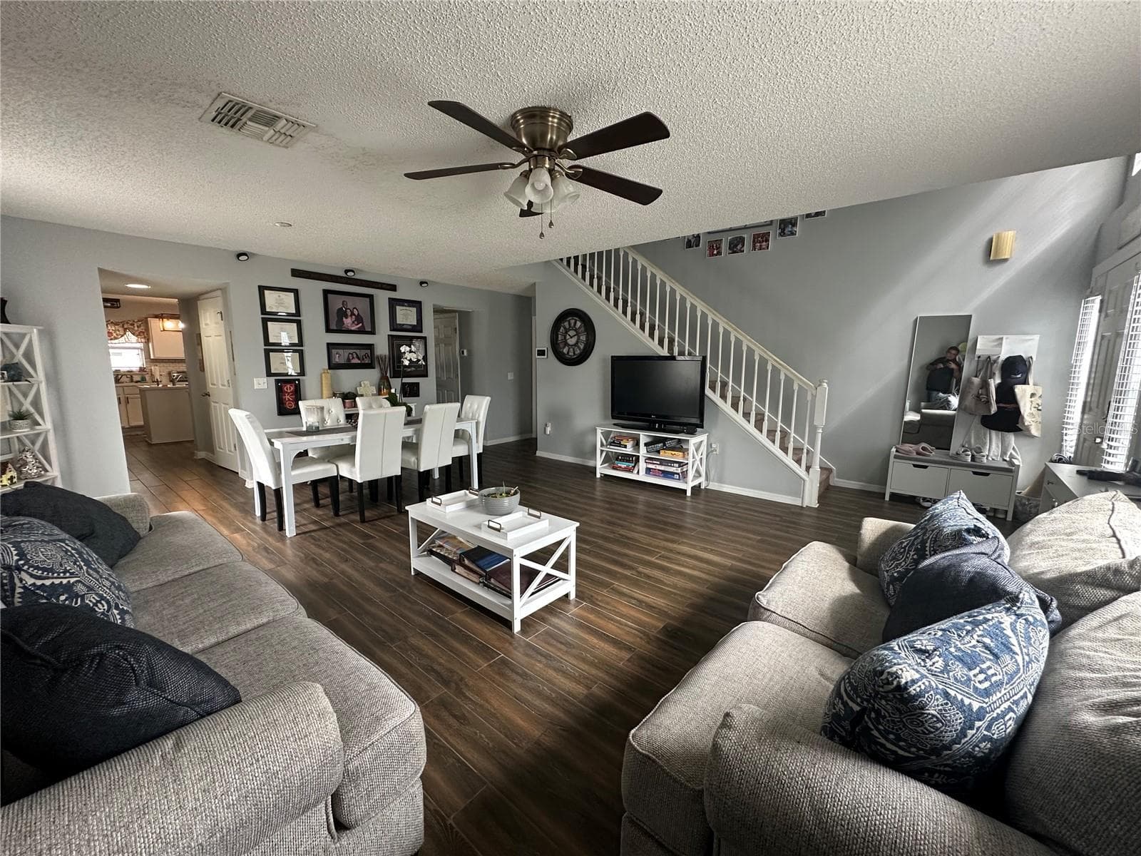 Single Family Residence at 102 WHEATFIELD CIR, SANFORD, photo 7 of 42
