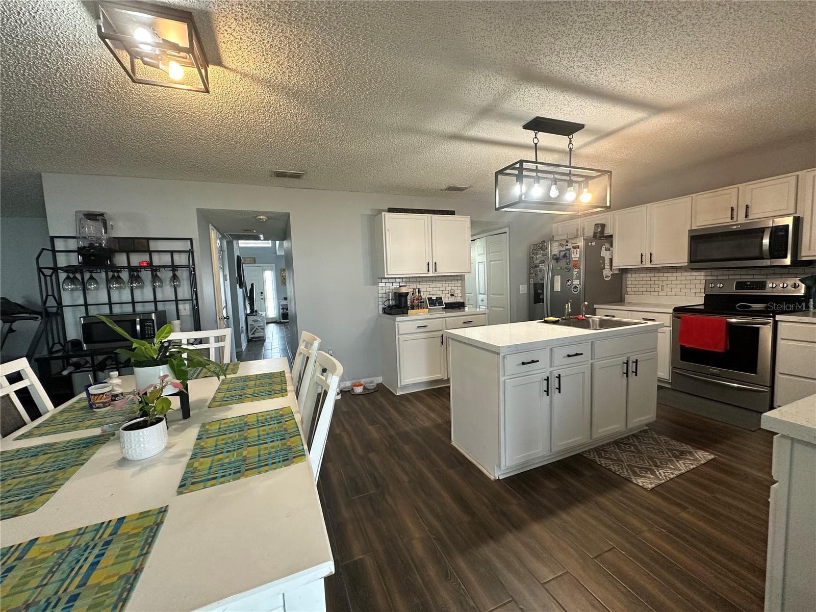 Single Family Residence at 102 WHEATFIELD CIR, SANFORD, photo 12 of 42