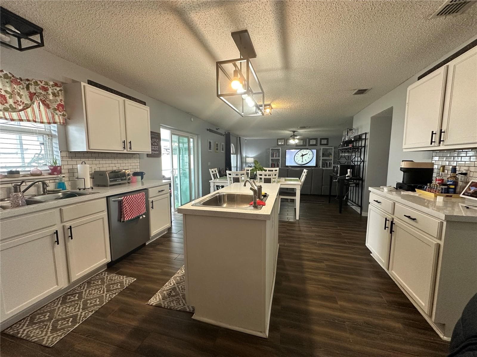 Single Family Residence at 102 WHEATFIELD CIR, SANFORD, photo 13 of 42