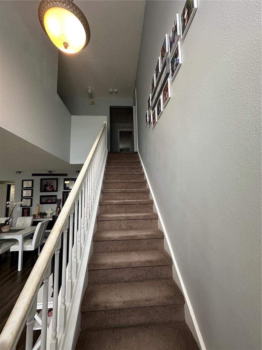 Single Family Residence at 102 WHEATFIELD CIR, SANFORD, photo 15 of 42