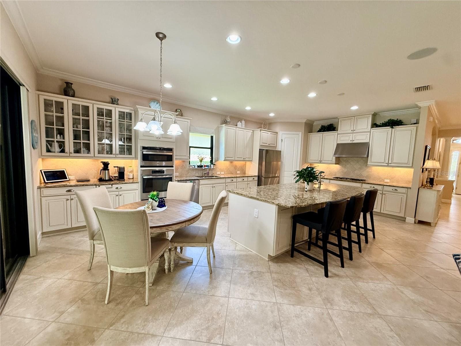 Single Family Residence at 10107 WICKER PARK PL, PALMETTO, photo 14 of 67