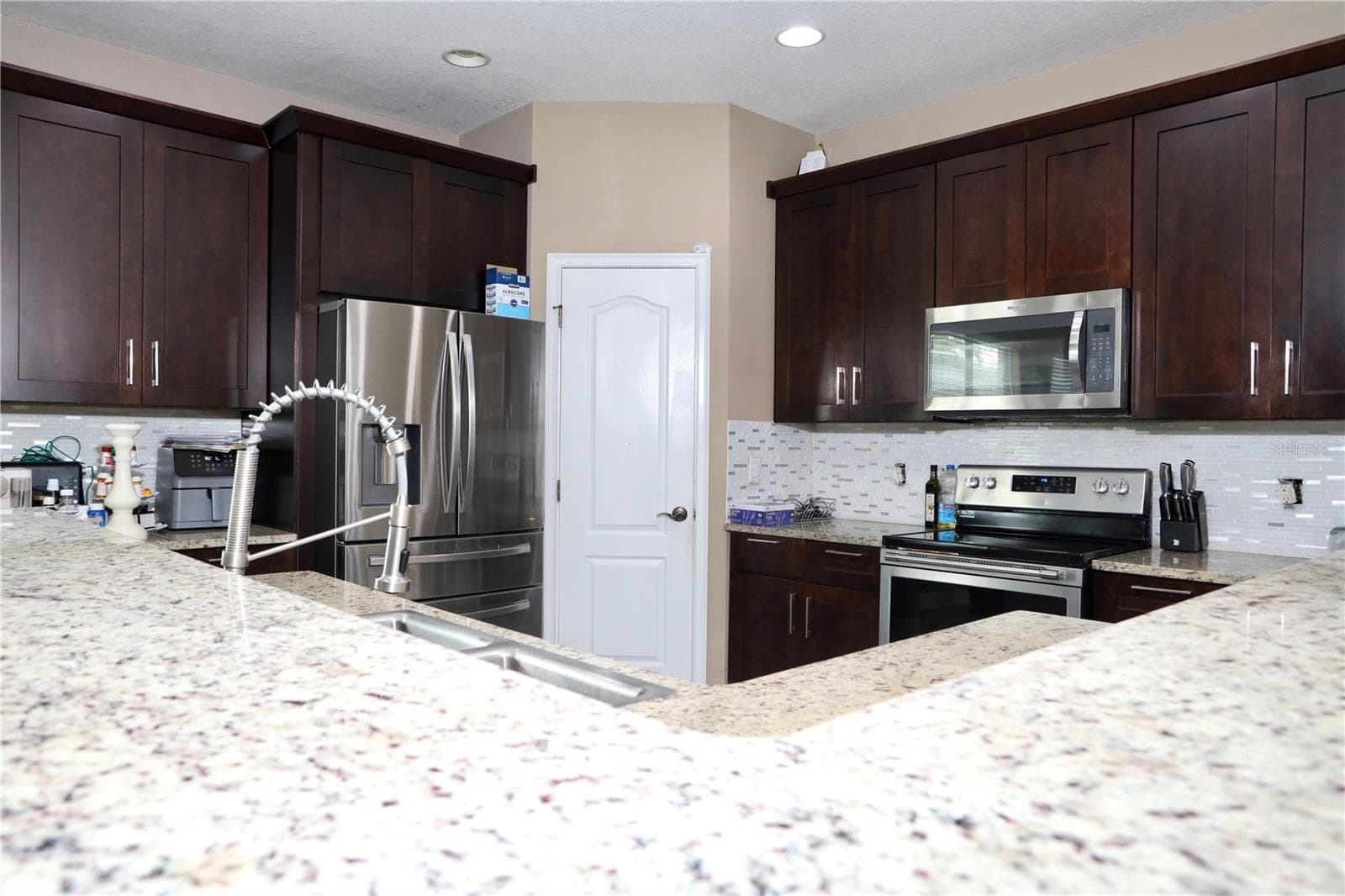 kitchen - 13622 DARCHANCE RD, WINDERMERE