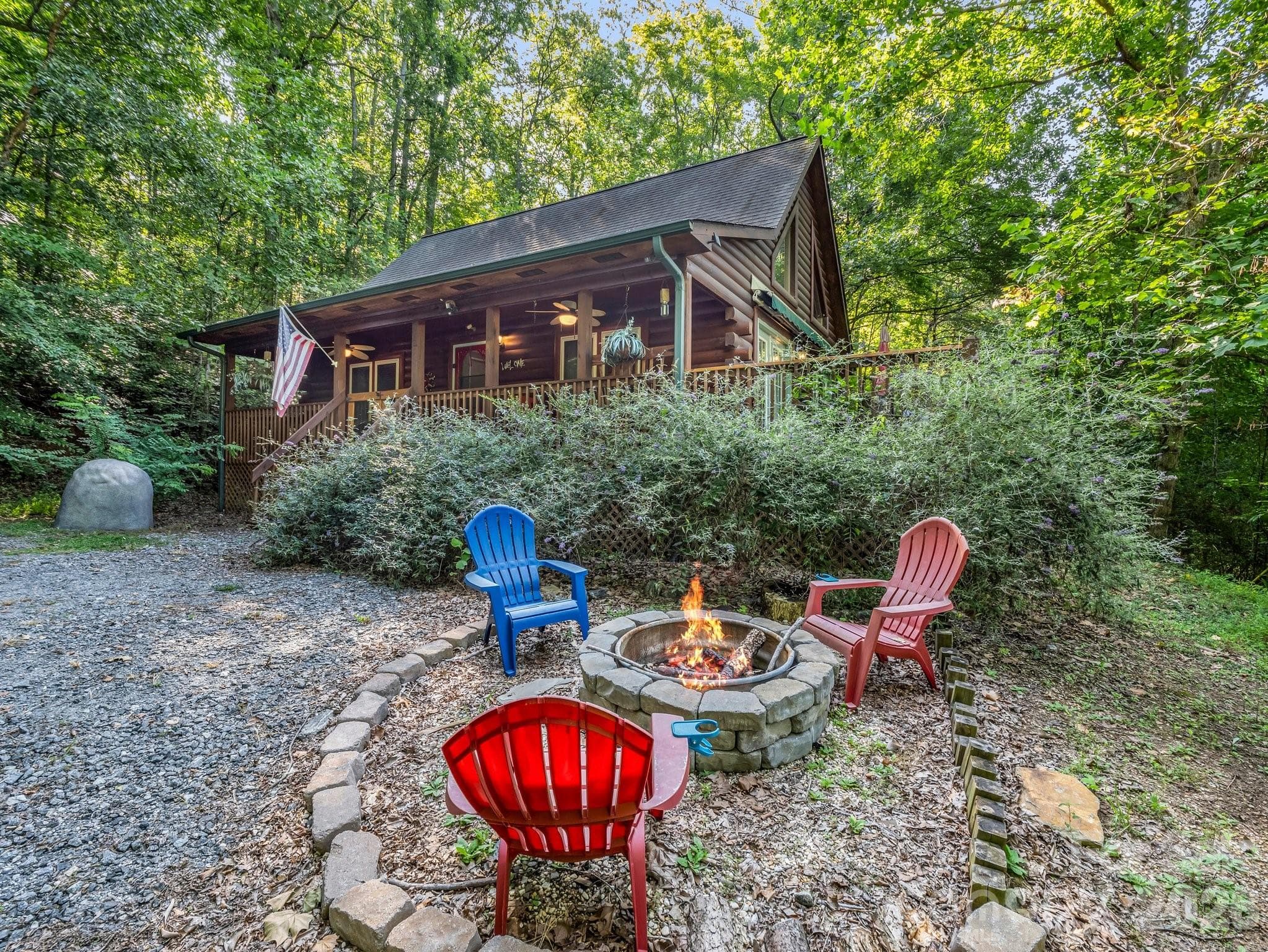 Single Family Residence at Rutherfordton, photo 4 of 40