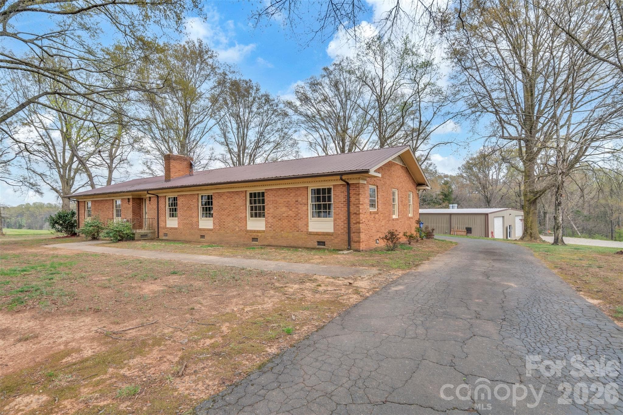 Single Family Residence at 1524 Old Lawyers Road, Marshville, photo 3 of 44