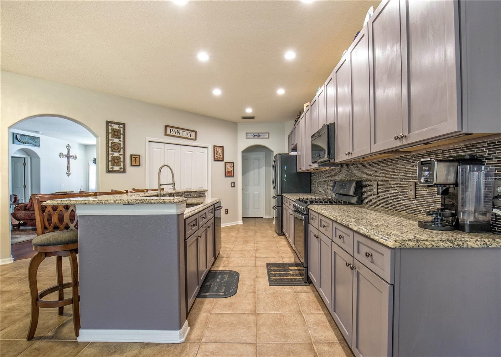 Single Family Residence at 1422 TAWNYBERRY CT, TRINITY, photo 3 of 32