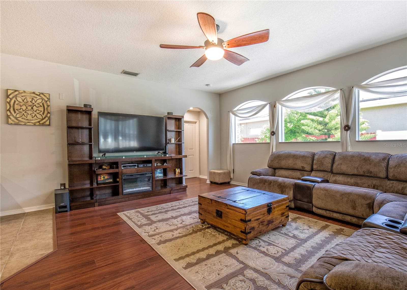 Single Family Residence at 1422 TAWNYBERRY CT, TRINITY, photo 8 of 32