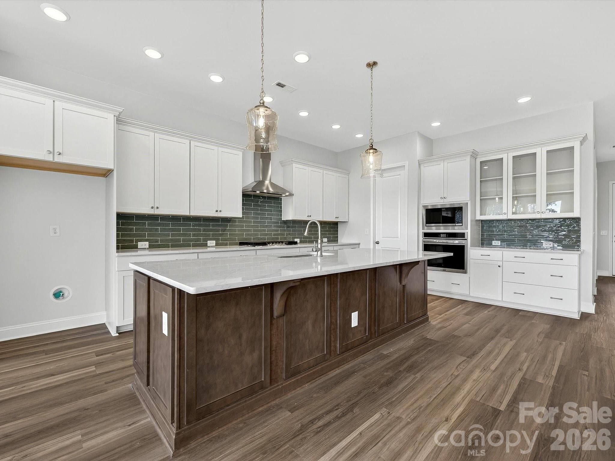 Designer Finishes in this Gourmet Kitchen - Rock Hill