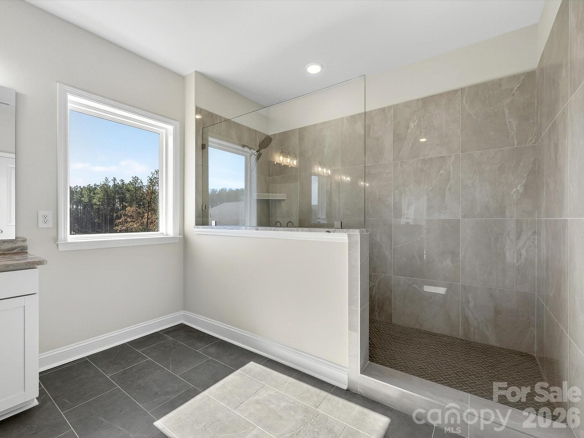 Amazing Super Shower - 356 Portree Street, Rock Hill
