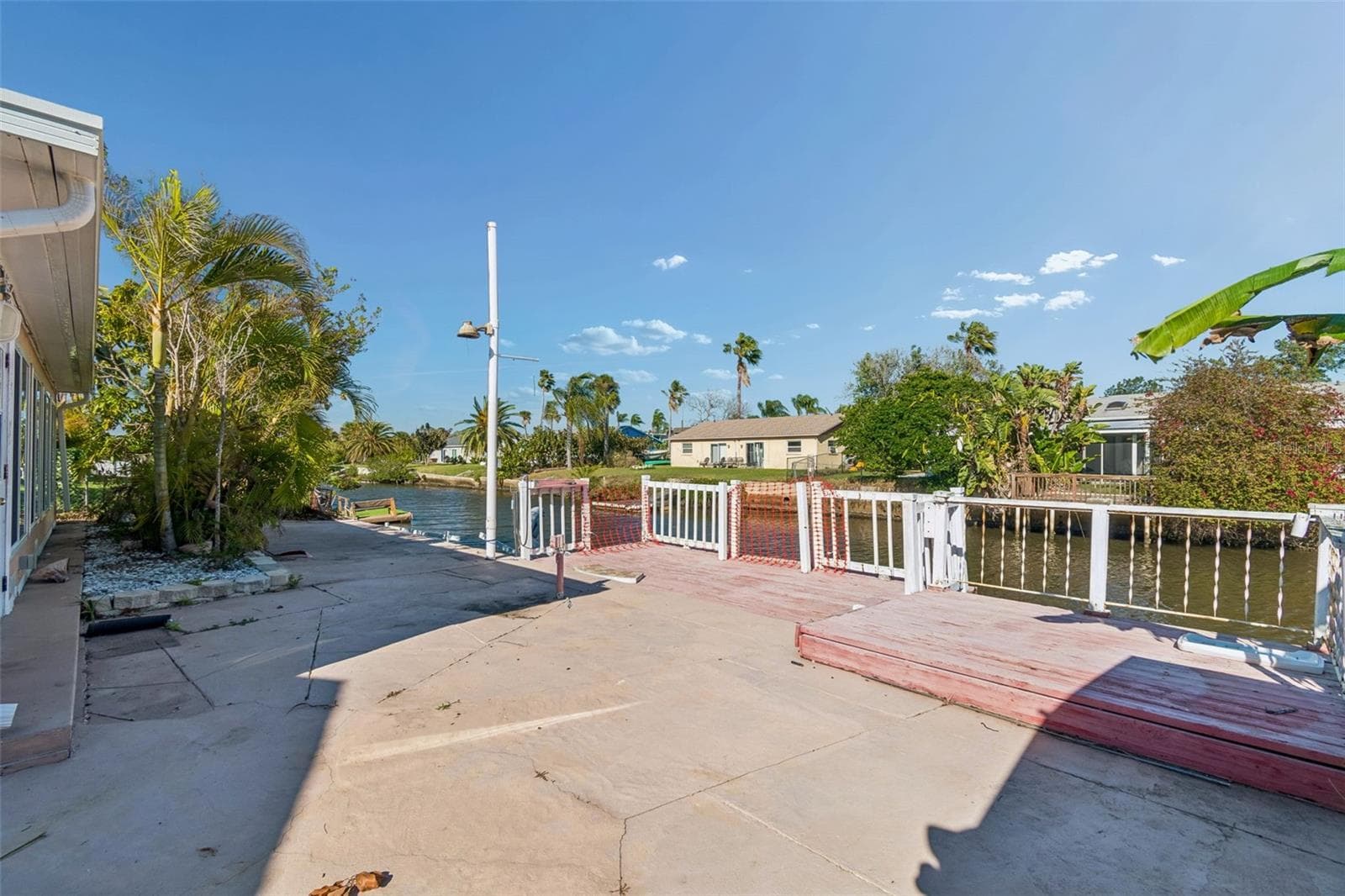 Single Family Residence at 9900 ISLAND HARBOR DR, PORT RICHEY, photo 14 of 32