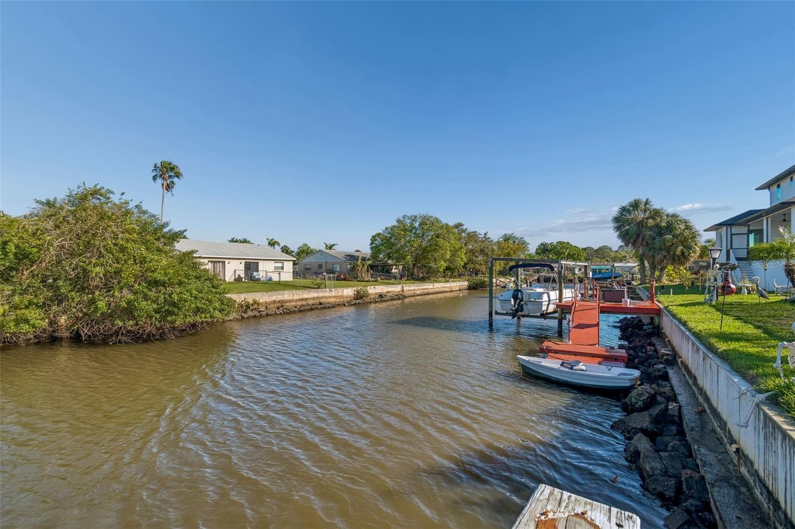 Single Family Residence at 9900 ISLAND HARBOR DR, PORT RICHEY, photo 16 of 32