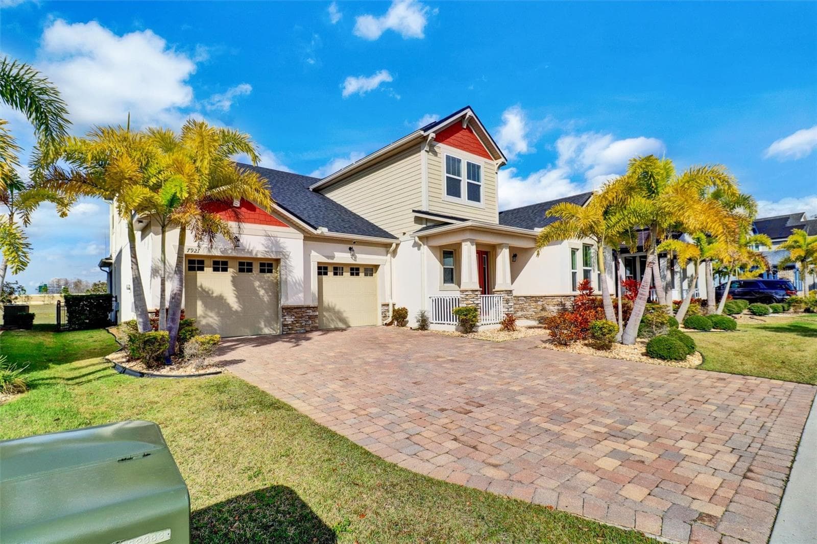 Single Family Residence at 7921 CORKFIELD AVE, ORLANDO, photo 2 of 75