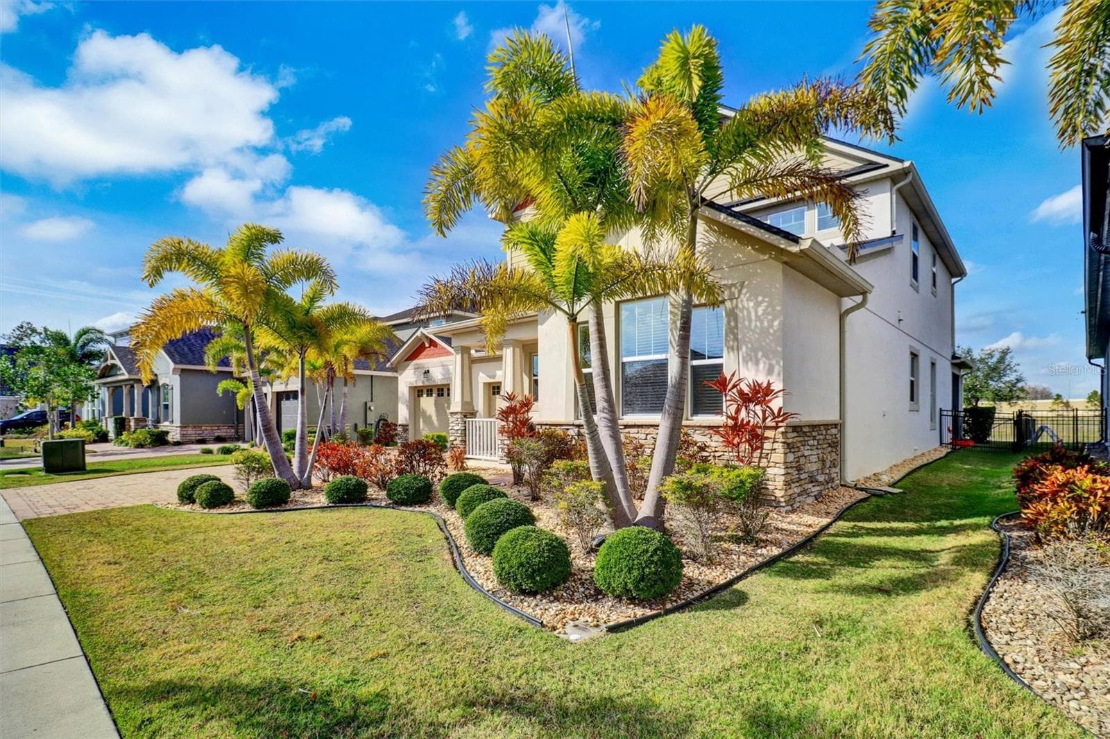 Single Family Residence at 7921 CORKFIELD AVE, ORLANDO, photo 3 of 75