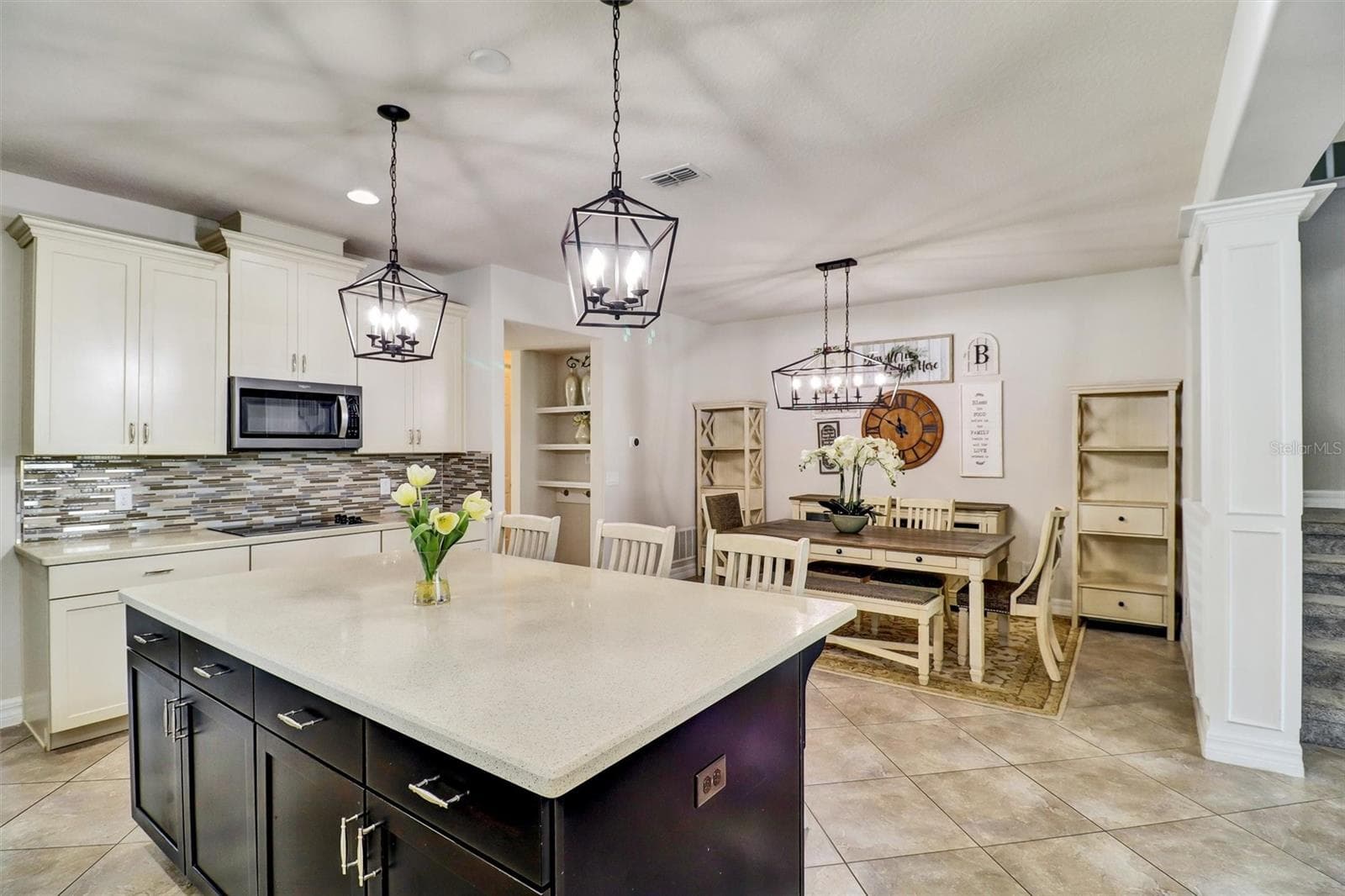 Single Family Residence at 7921 CORKFIELD AVE, ORLANDO, photo 13 of 75
