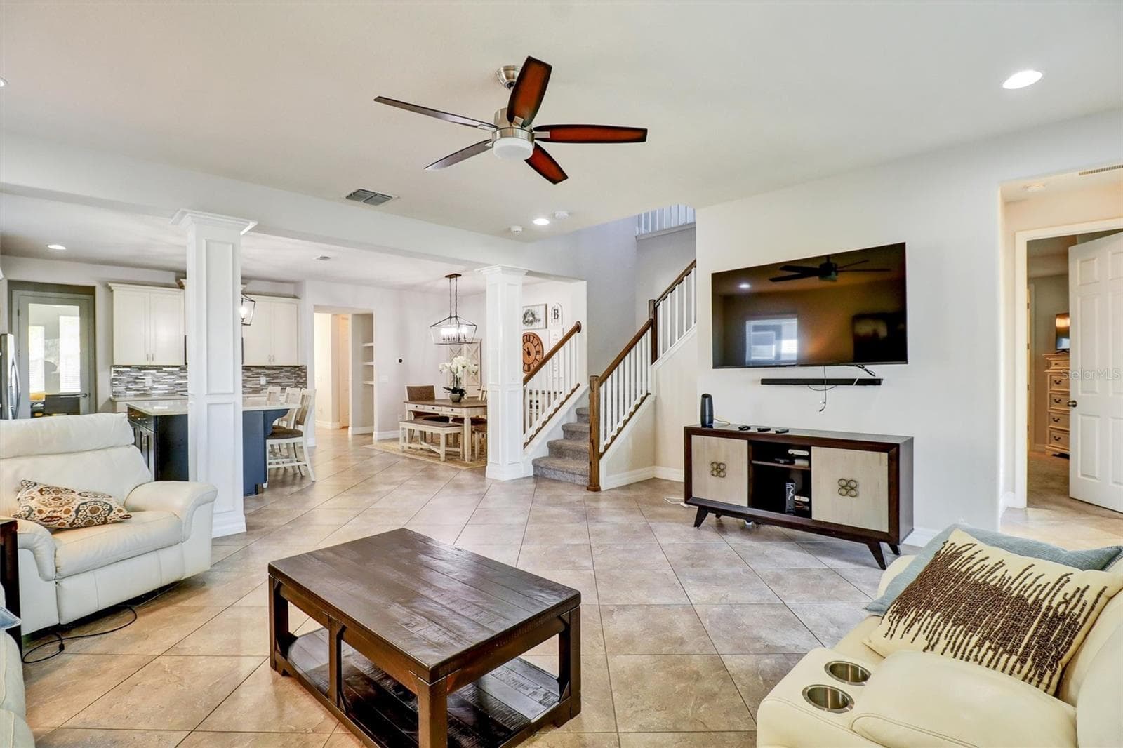 Single Family Residence at 7921 CORKFIELD AVE, ORLANDO, photo 22 of 75
