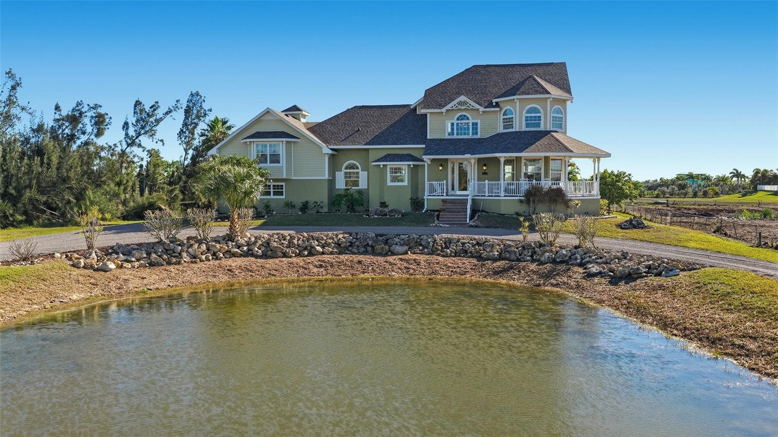 Artesian pond - 925 BAYSHORE DR, TERRA CEIA
