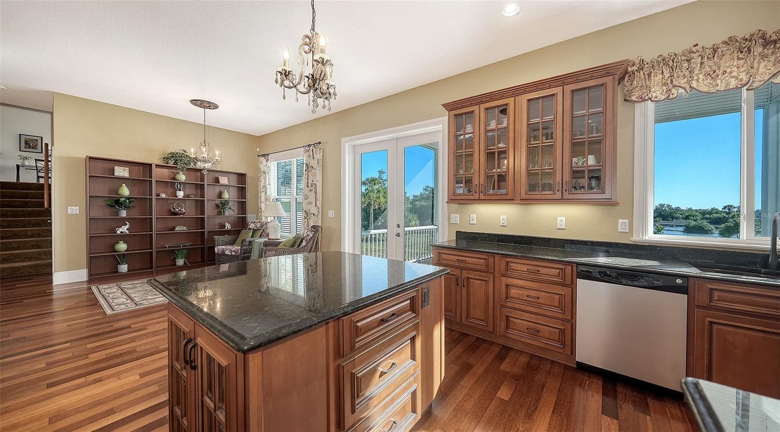 Single Family Residence at 925 BAYSHORE DR, TERRA CEIA, photo 31 of 55