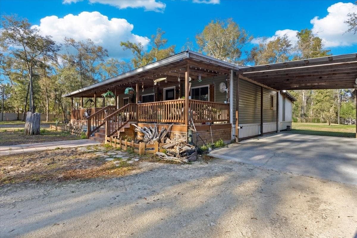 Manufactured Home at 5850 NW 50TH ST, BELL, photo 4 of 44