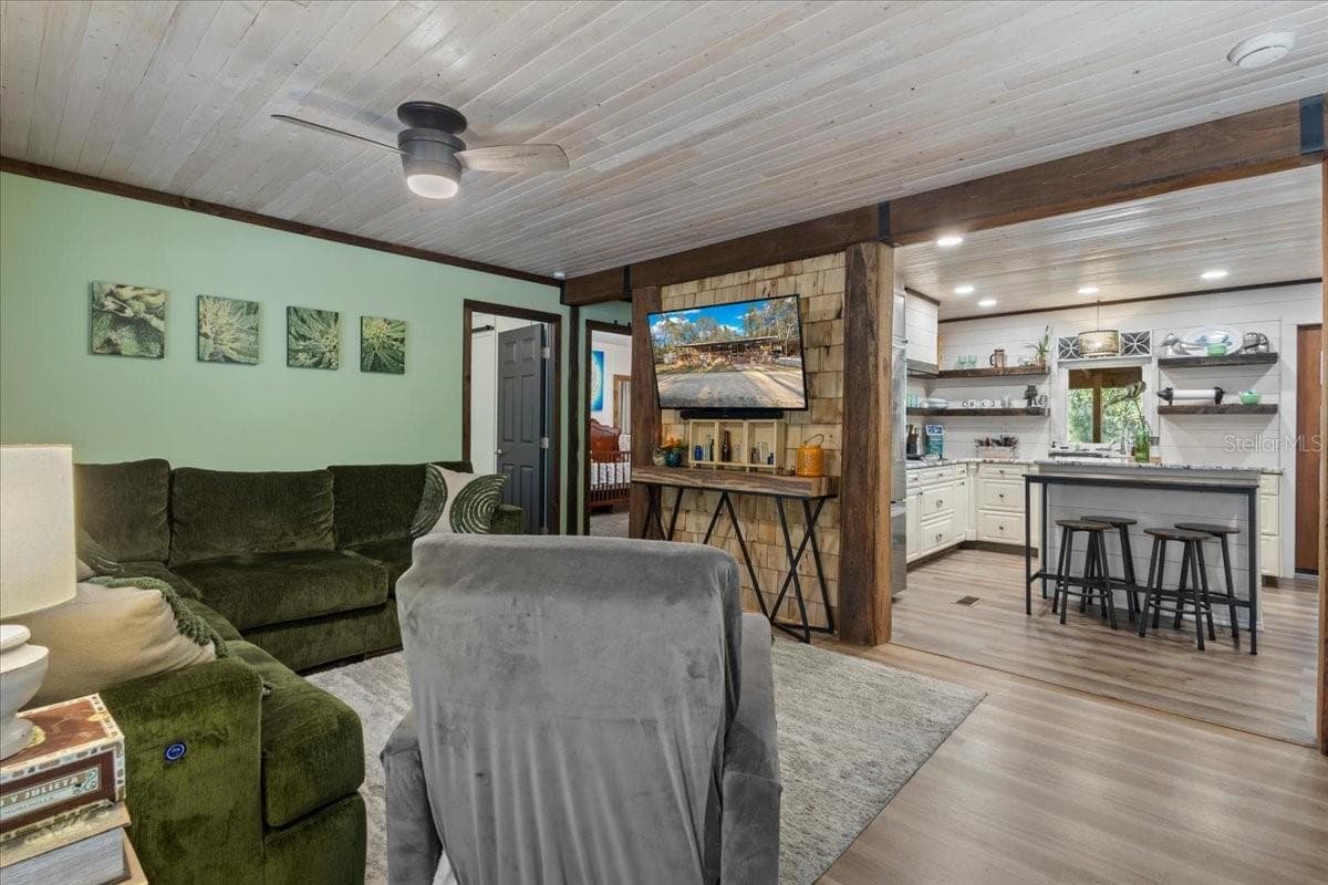 Manufactured Home at 5850 NW 50TH ST, BELL, photo 13 of 44