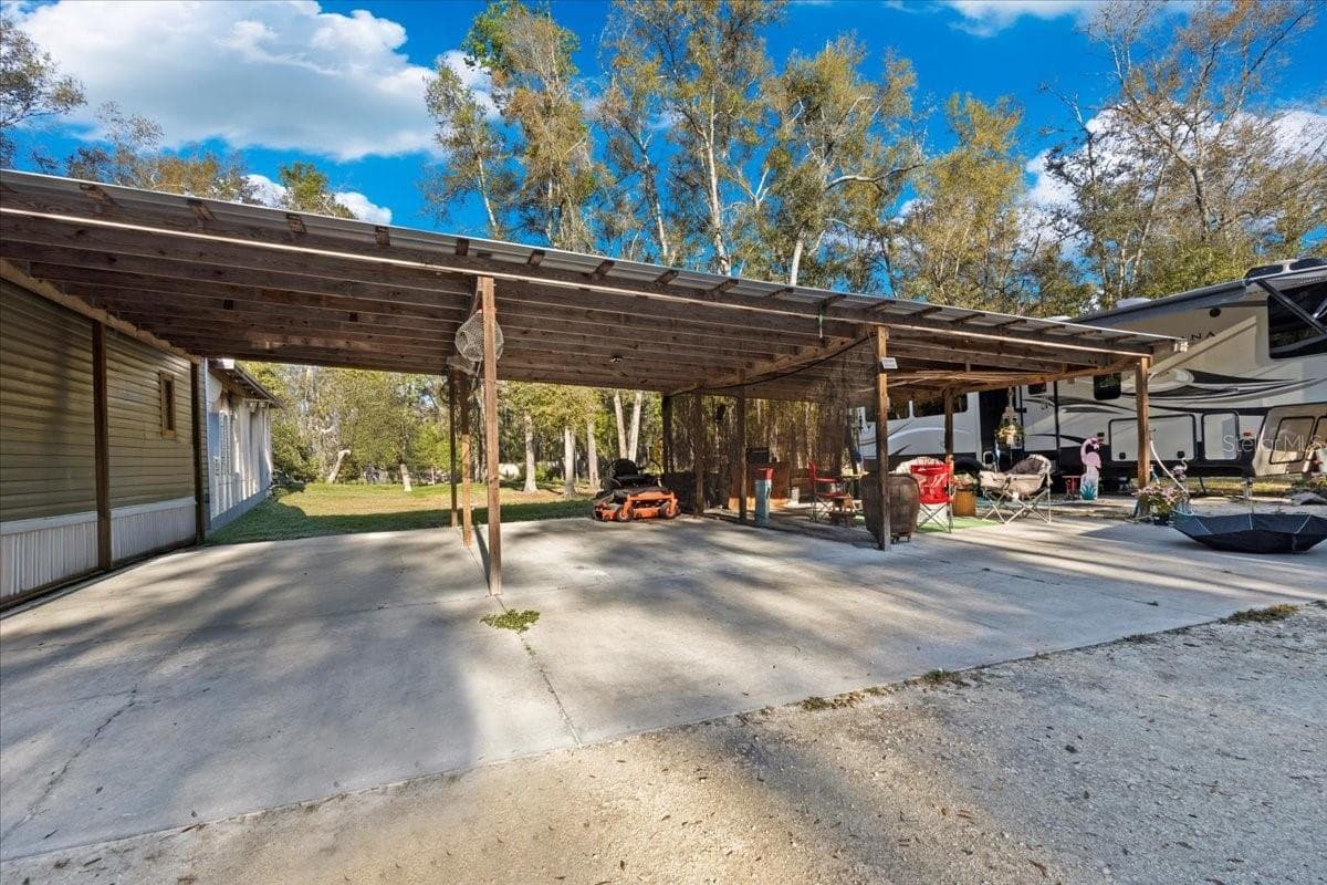 Manufactured Home at 5850 NW 50TH ST, BELL, photo 32 of 44