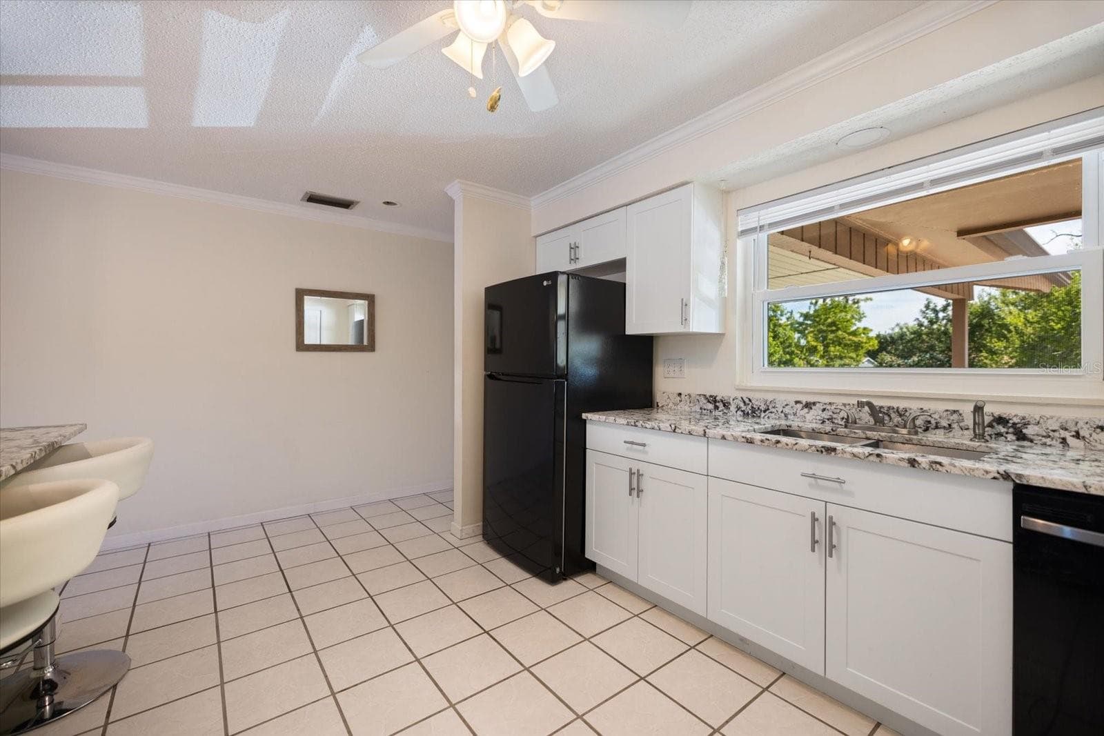 Condominium at 4522 NARRAGANSET TRL #84, SARASOTA, photo 7 of 37