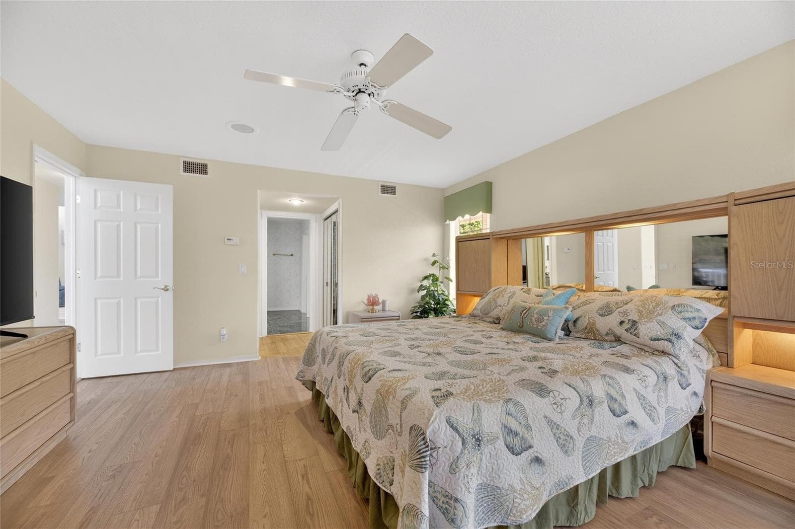 Single Family Residence at 6107 MARBELLA BLVD, APOLLO BEACH, photo 36 of 95