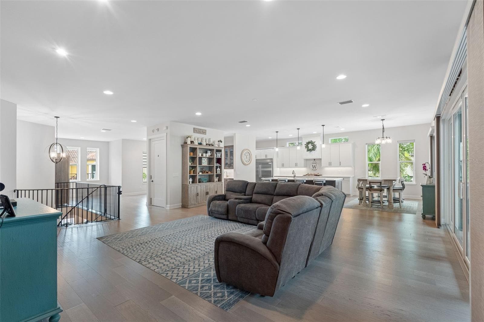 Single Family Residence at 124 FOREST HILLS DR, REDINGTON SHORES, photo 34 of 98