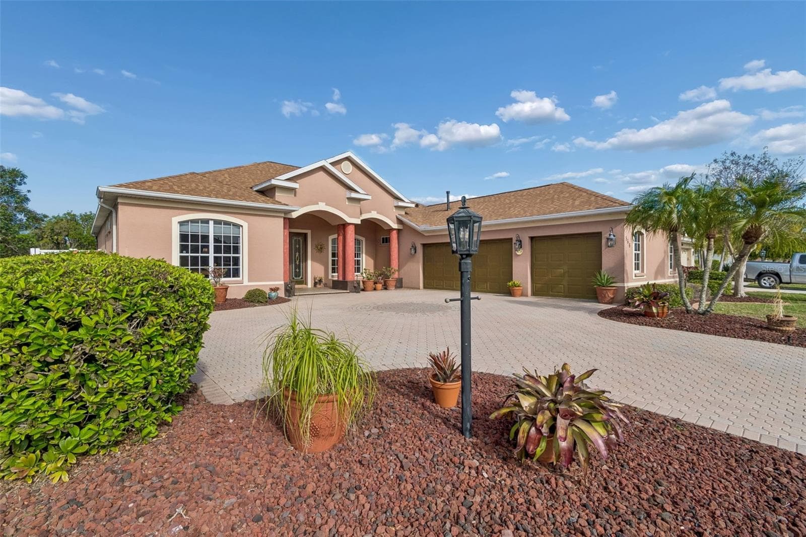 Single Family Residence at 566 PLANTERS MANOR WAY, BRADENTON, photo 7 of 73