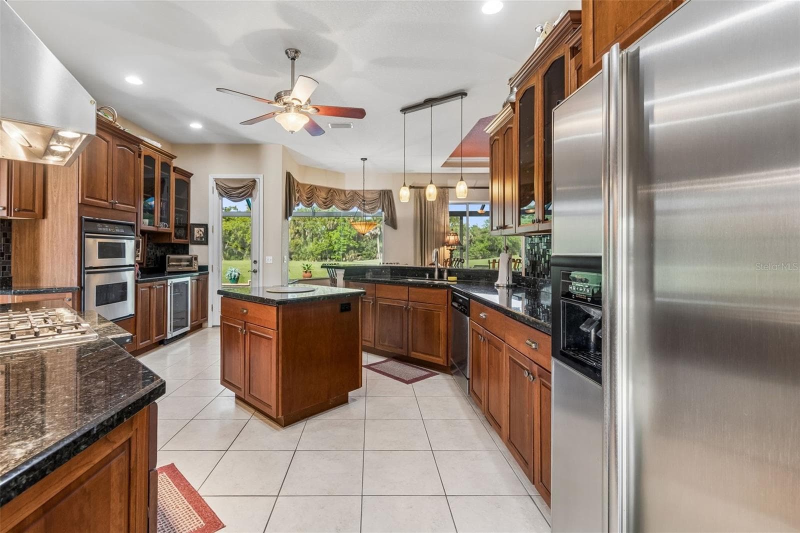 Single Family Residence at 566 PLANTERS MANOR WAY, BRADENTON, photo 17 of 73
