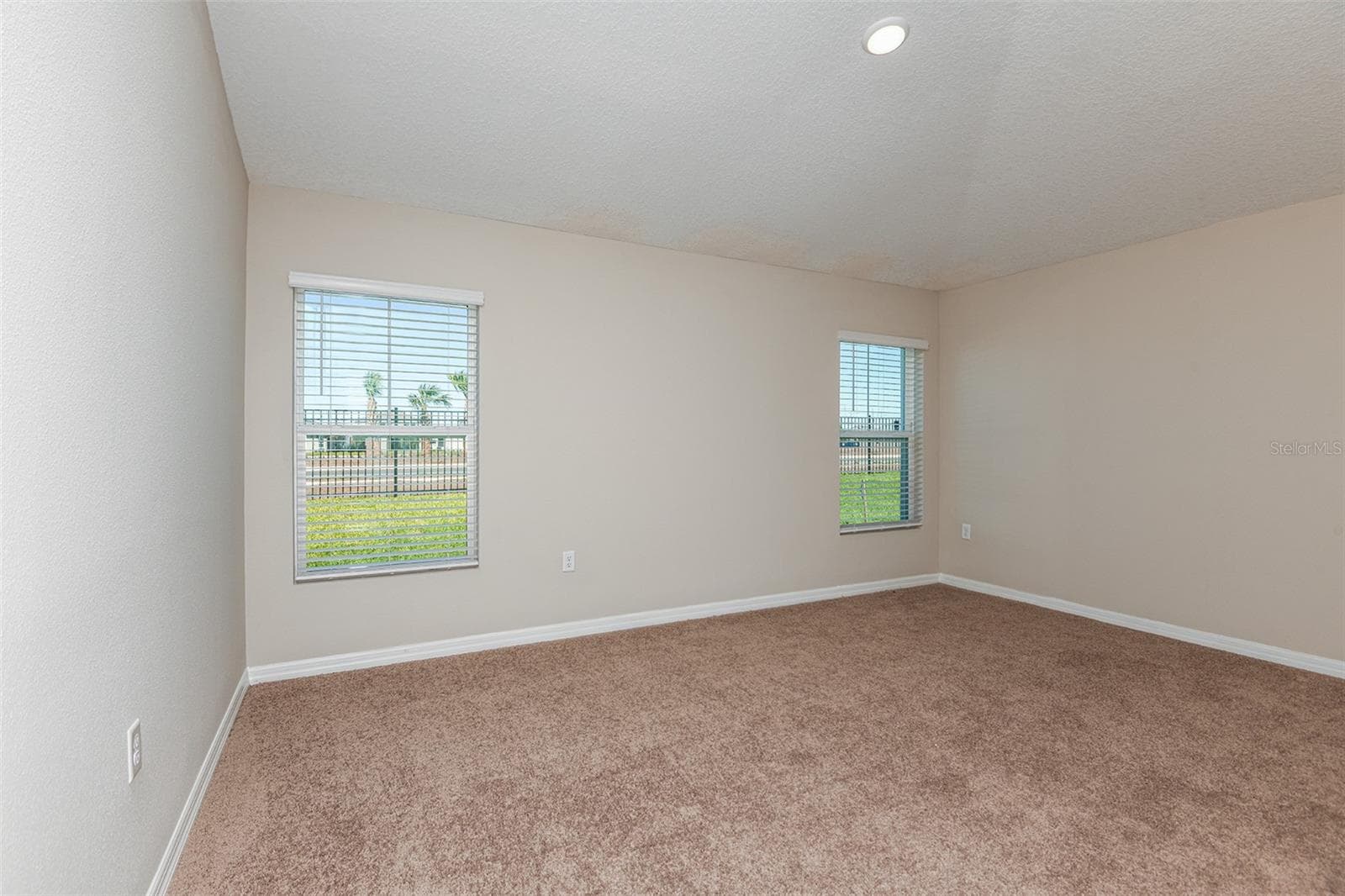 Single Family Residence at 15250 MAUDE LANDING LOOP, WIMAUMA, photo 17 of 23