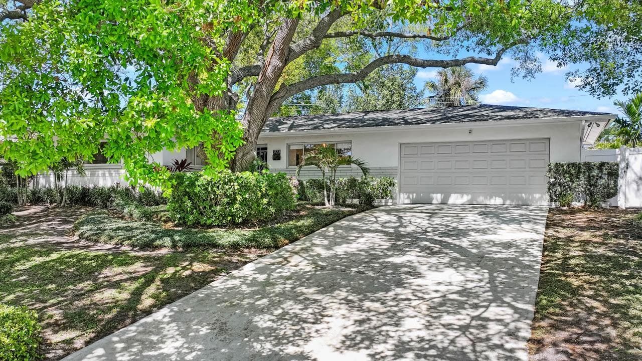 3723 ORCHARD GROVE LN