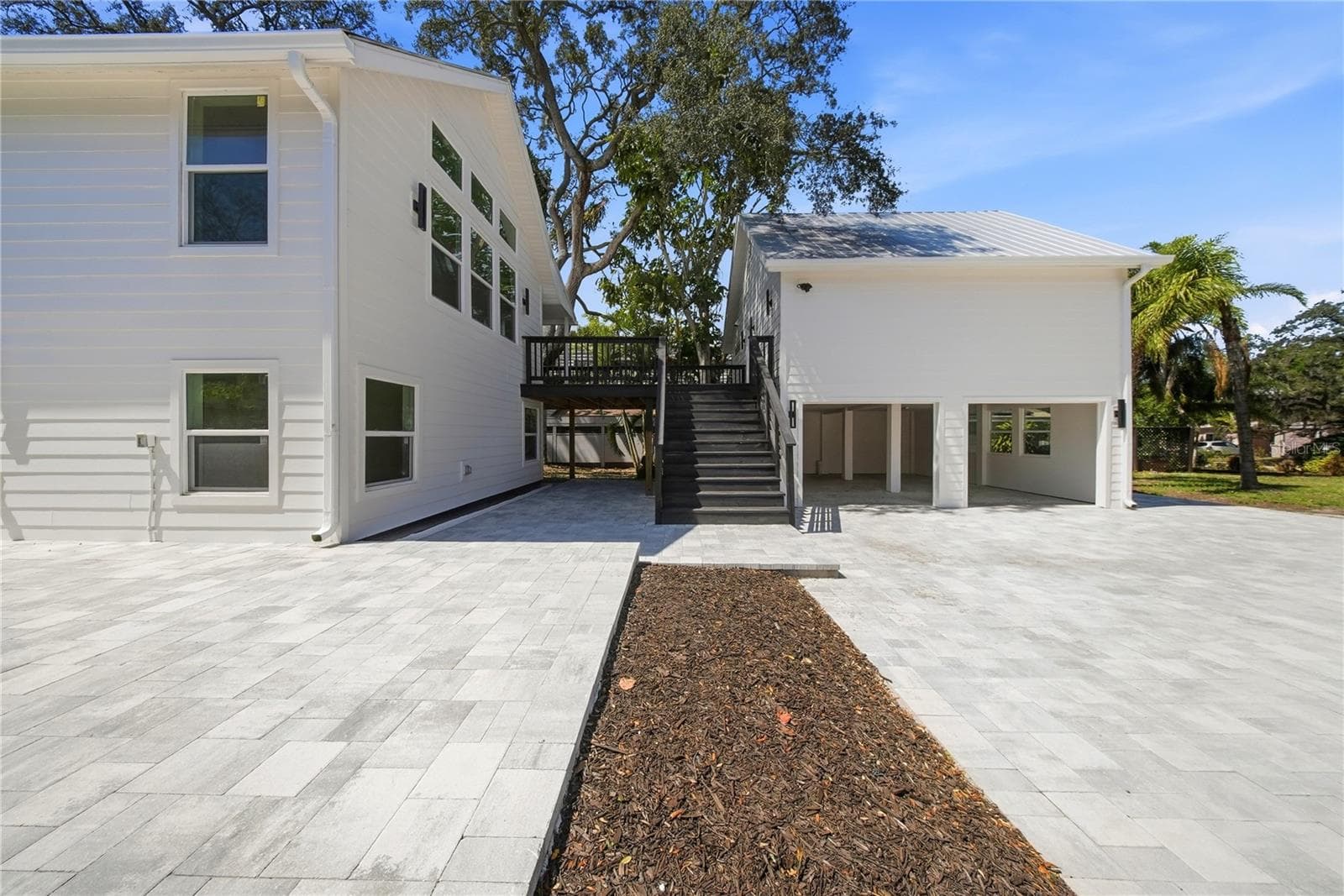 Single Family Residence at 1109 CHARLES ST, CLEARWATER, photo 6 of 72