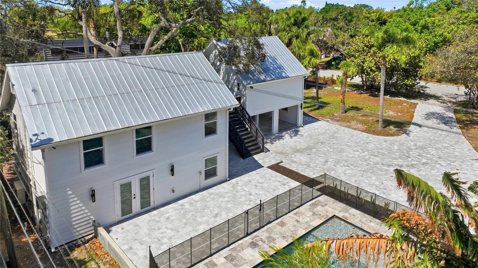 Single Family Residence at 1109 CHARLES ST, CLEARWATER, photo 13 of 72