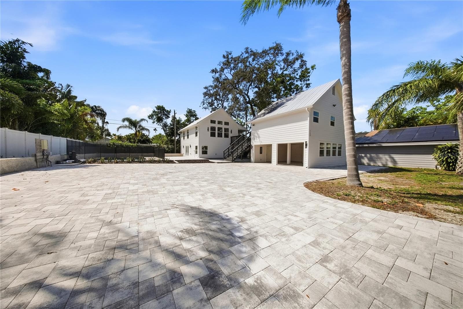 Single Family Residence at 1109 CHARLES ST, CLEARWATER, photo 14 of 72