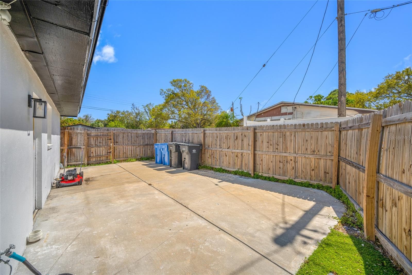 Single Family Residence at 4916 CARLYLE RD, TAMPA, photo 44 of 56