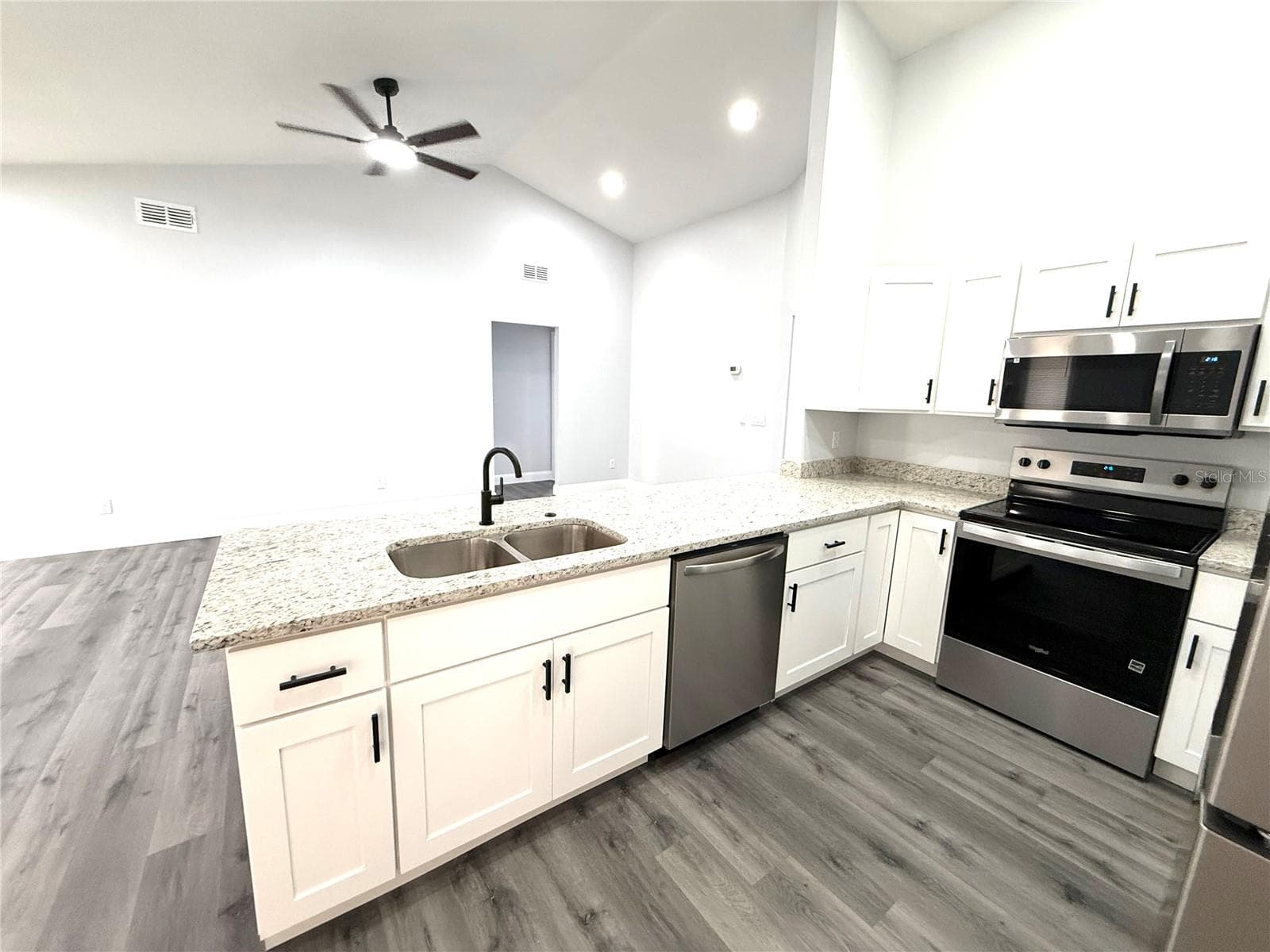 Single Family Residence at 2419 LIELA LEE CT, OCOEE, photo 10 of 32