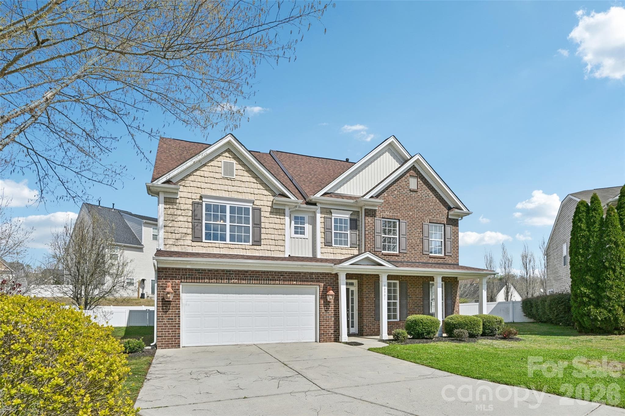 Single Family Residence at 10901 Trout Creek Place, Davidson, photo 2 of 48