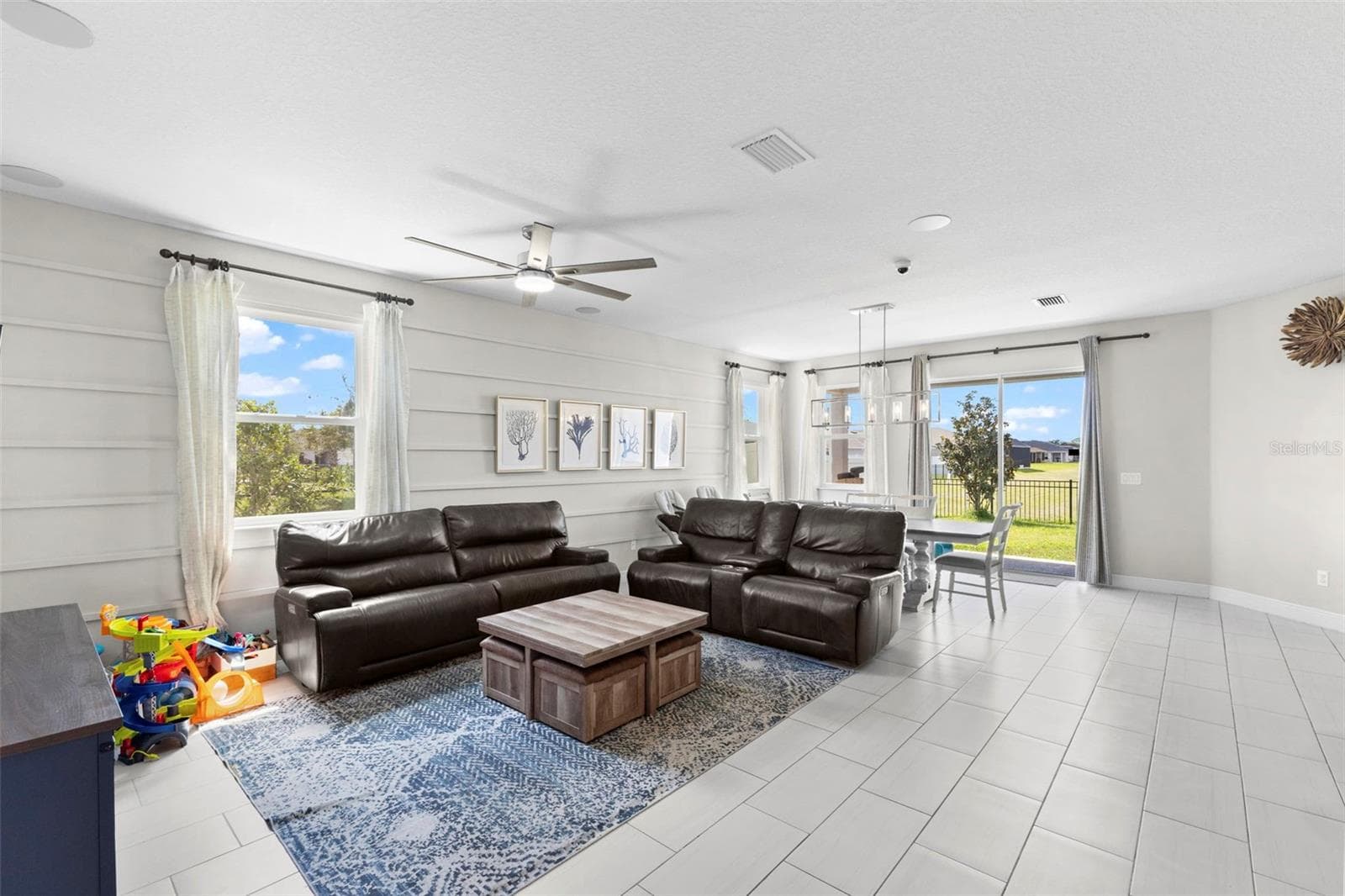 Single Family Residence at 7434 35TH LN E, SARASOTA, photo 9 of 20